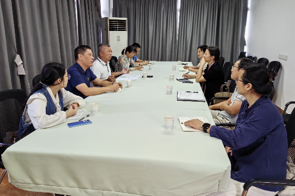 20241023省農(nóng)業(yè)農(nóng)村廳農(nóng)業(yè)有害生物預(yù)警防控中心到植保所調(diào)研.jpg